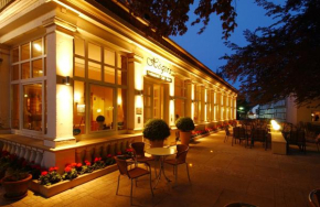 Отель Höger's Hotel & Restaurant  Бад-Эссен